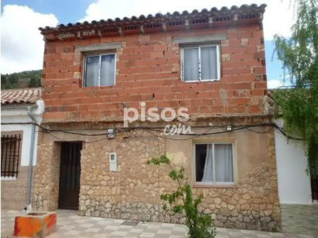Casa en venta en Calle Ps de San Francisco, Número 77, Alcaraz de 36.200 €